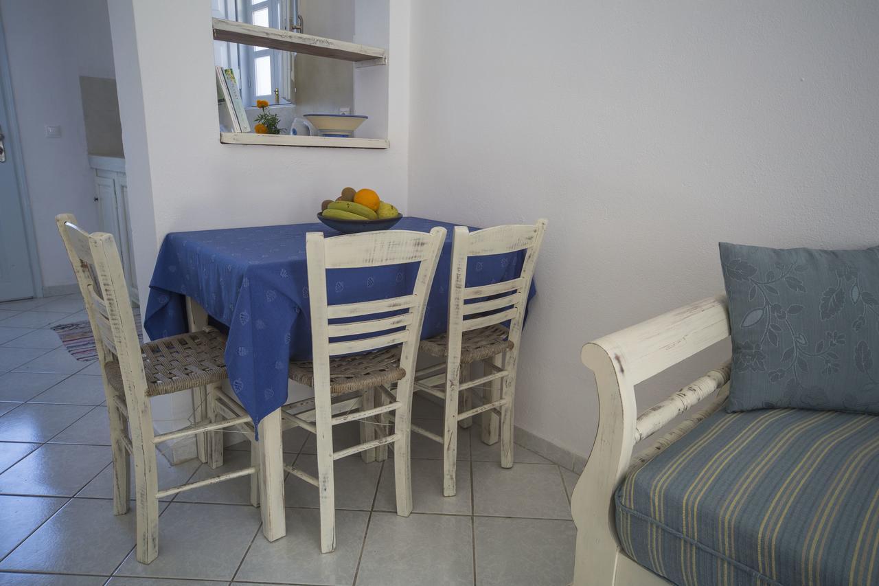 Ianthe Apartments & Villa Oia  Bagian luar foto