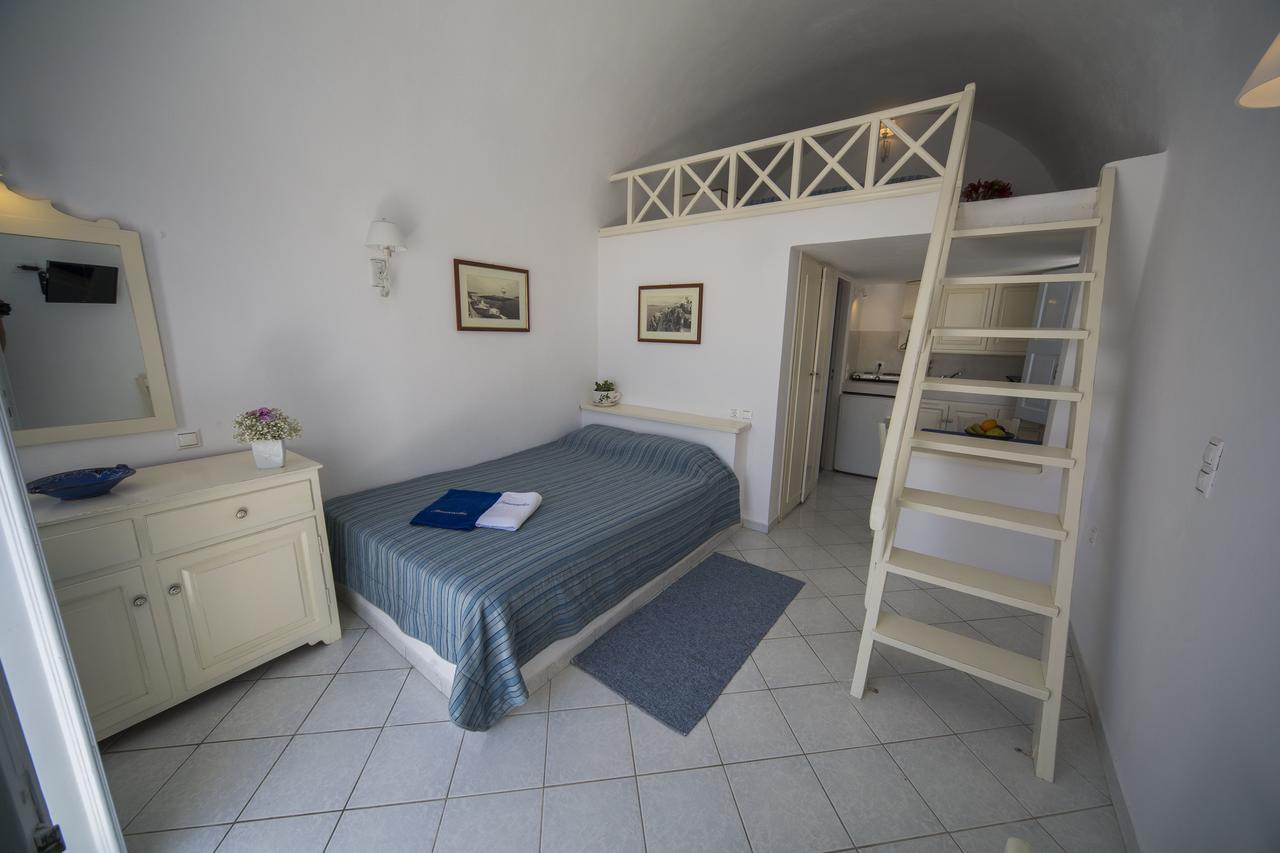 Ianthe Apartments & Villa Oia  Bagian luar foto