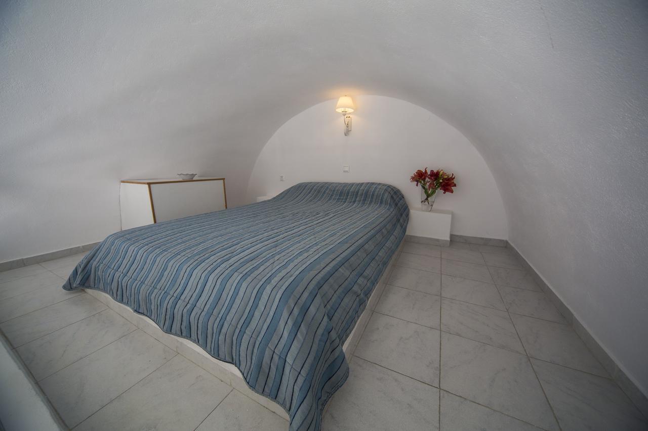 Ianthe Apartments & Villa Oia  Bagian luar foto